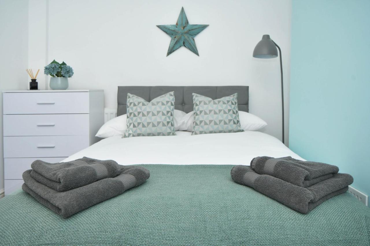 Find A Spacious And Stylish Escape In The City Centre At Sturgess House, Perfect For Longer Stays! Stoke-on-Trent Εξωτερικό φωτογραφία