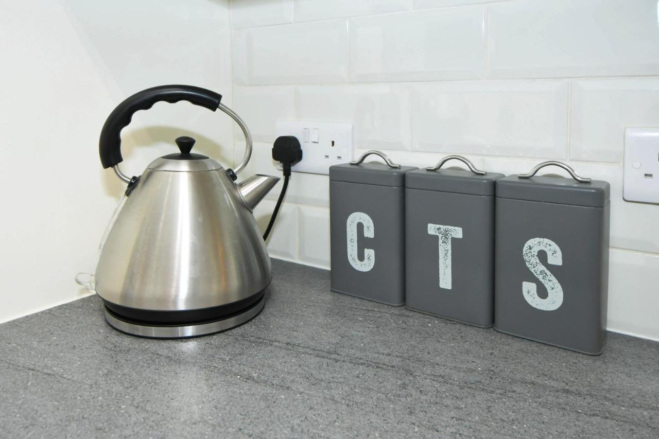 Find A Spacious And Stylish Escape In The City Centre At Sturgess House, Perfect For Longer Stays! Stoke-on-Trent Εξωτερικό φωτογραφία
